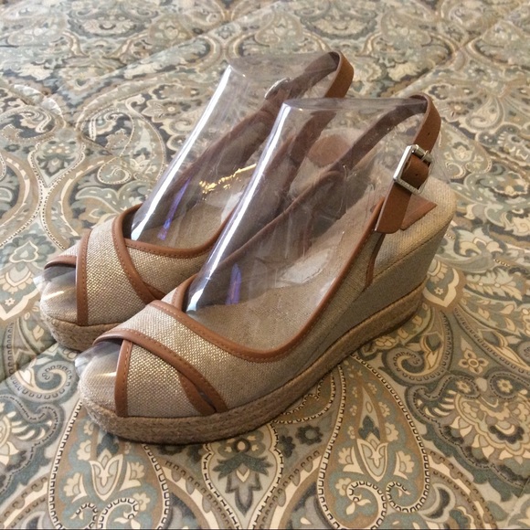 Mint Tory Burch Majorca peep toe Wedge 9 Worn 1x
